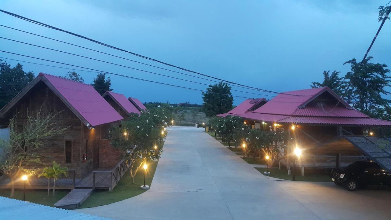 Ingaun Resort Kanchanaburi Ban Noi  Exterior photo